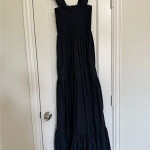 Elegant Black Maxi Dress